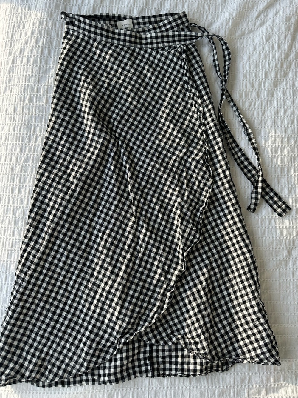 Wilfred: Midi Black and White Gingham Wrap Skirt